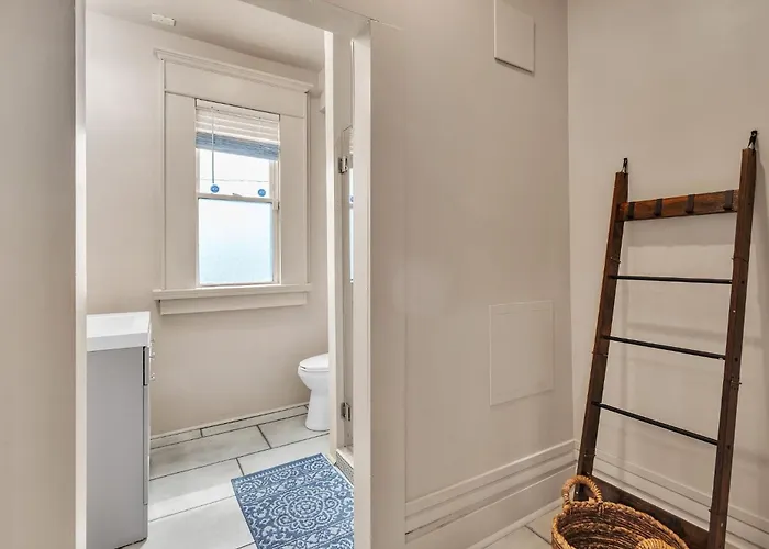 Modern Home, 8 Min To Airport And 5 Min To Osu Сasa de vacaciones *