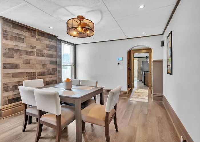 Modern Home, 8 Min To Airport And 5 Min To Osu Сasa de vacaciones *
